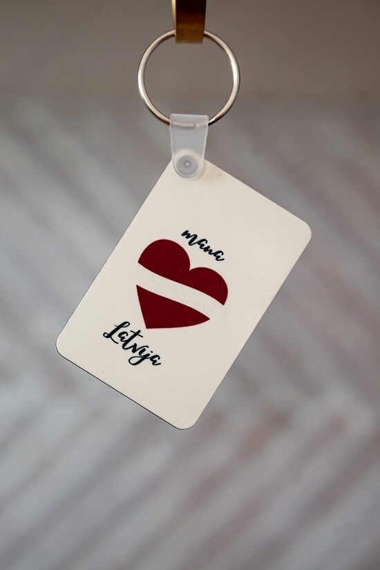 Piekariņš "Latvija"