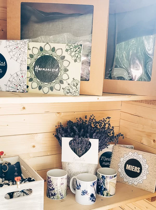 SimplyLove produkcija Latgales lavandu laukā "Lavandrūtas"